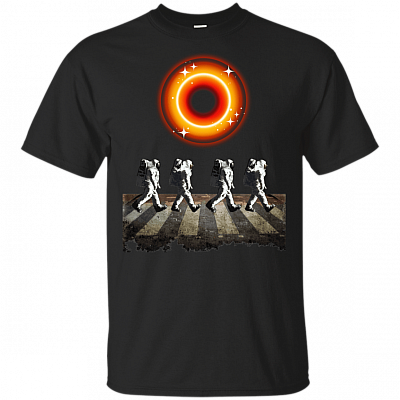 Astronaut Walking Across Black Hole First Picture Ever 10th April 2019 M87 Galaxy T-Shirt - Starry Black Hole Night Shirt