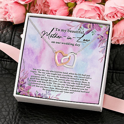 Alternative view of To My Beautiful Mother In Law On Our Wedding Day Interlocking Hearts Pendant Necklace