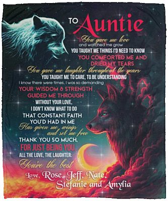 To Auntie You Gave Me Love, White, Cozy Plush Fleece Blanket - 50x60