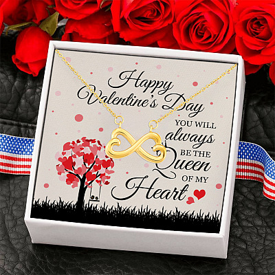 Happy Valentines Day You Are the Queen of My Heart Gift for Her Infinity Heart Pendant Necklace