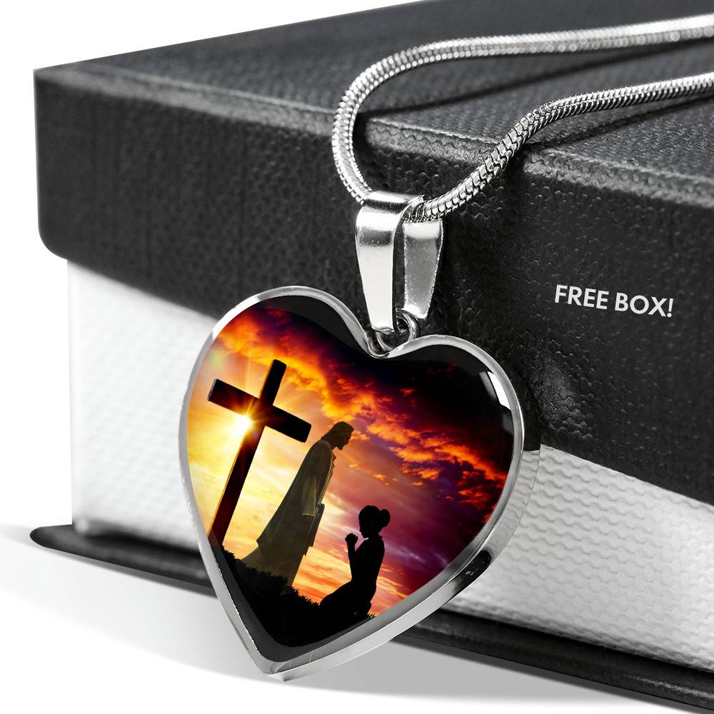 I Only Kneel For One Man And He Died On The Cross Heart Pendant Necklace - Religious Pendant Necklaces - Heart Luxury Necklace (Silver)