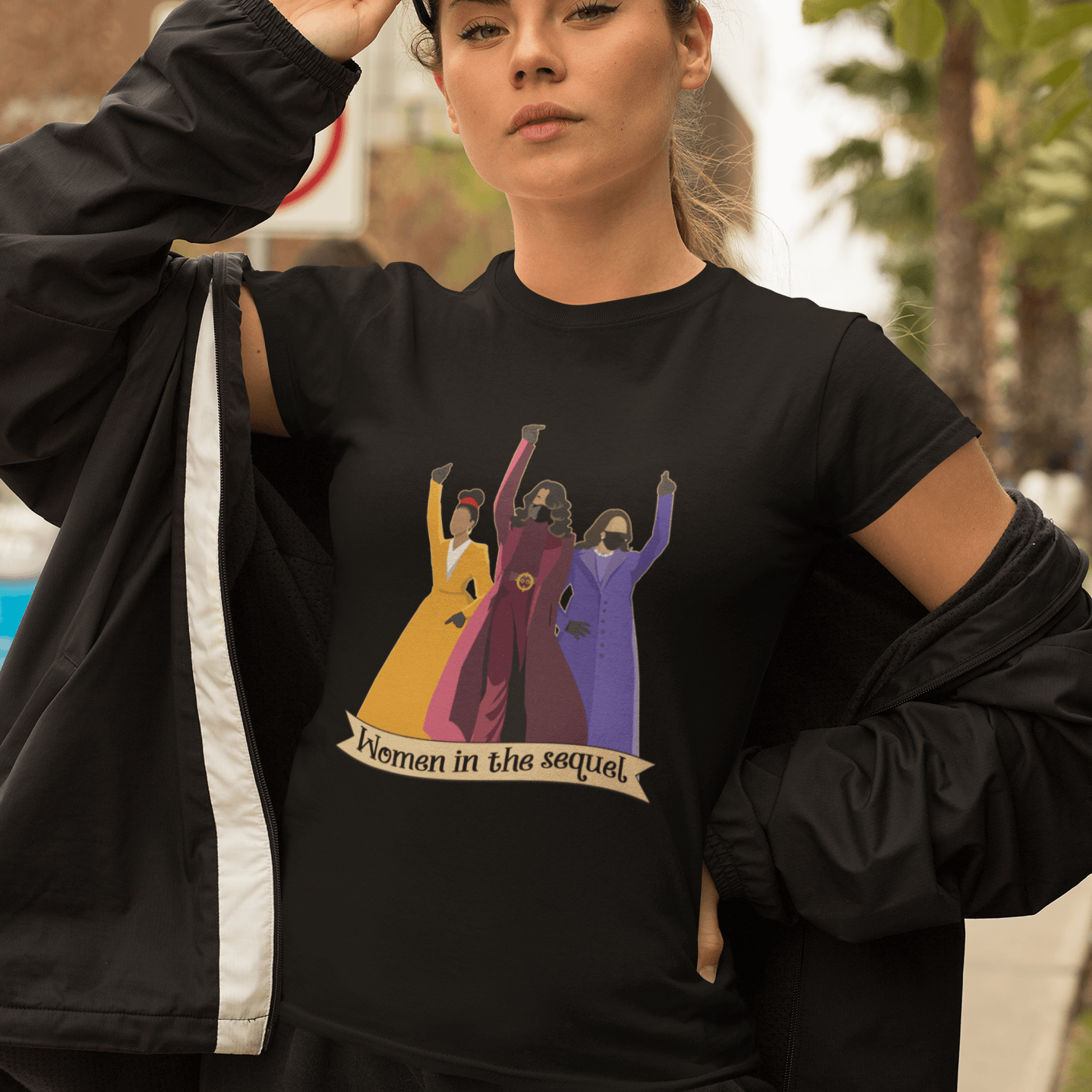 15TR. Women in the sequel TEE mk