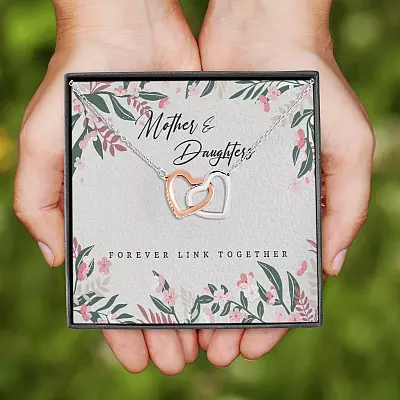 Mother and Daughters Forever Link Together Interlocking Hearts Pendant Necklace
