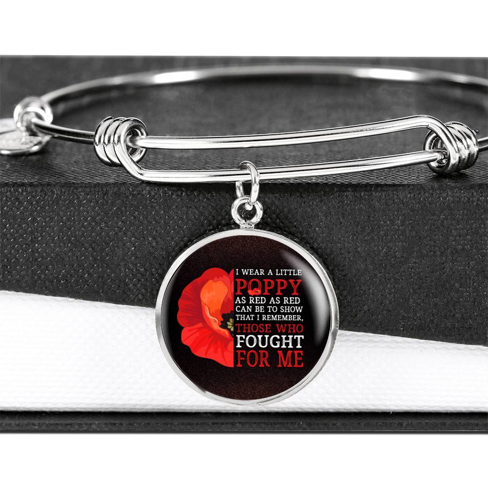 Veteran I Wear a Little Poppy as Red as Red Can Be to Show That I Remember Those Who Fought Circle Pendant Necklace