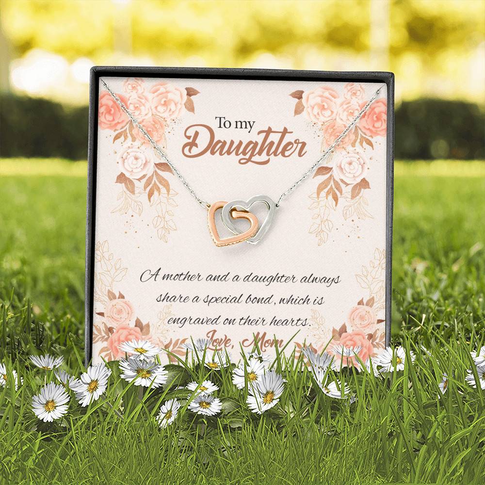 Mom to My Daughter a Mother and A Daughter Always Share a Special Bond Interlocking Hearts Pendant Necklace