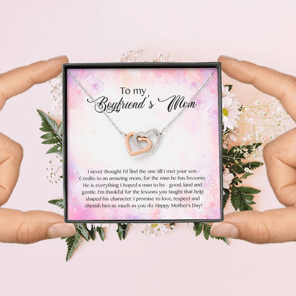 To My Boyfriend's Mom I Never Thought I'd Find The One Till I Met Your Son Interlocking Hearts Pendant Necklace