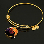 Men Kneeling Before Jesus Cross Christian Circle Pendant Necklace - Bangle