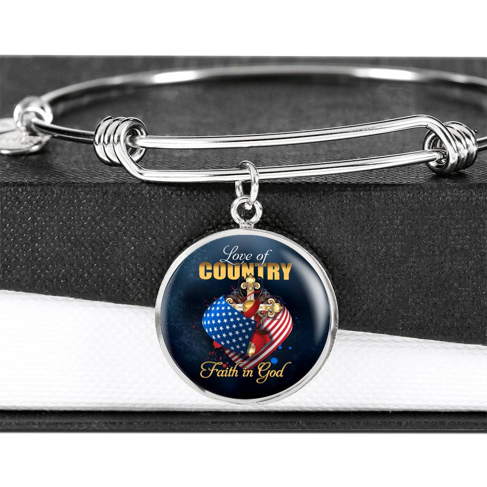 Christian Love of Country Faith in God Patriotic Heart Cross American Flag Circle Pendant Necklace