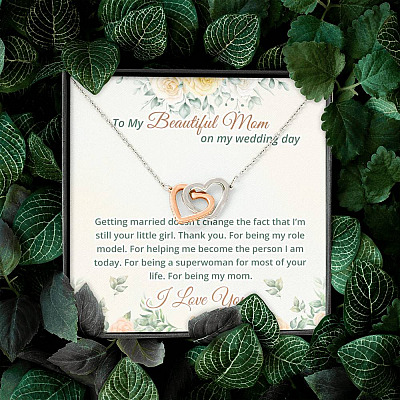 To My Beautiful Mom On My Wedding Day Interlocking Hearts Pendant Necklace - Mother Of The Bride Necklace