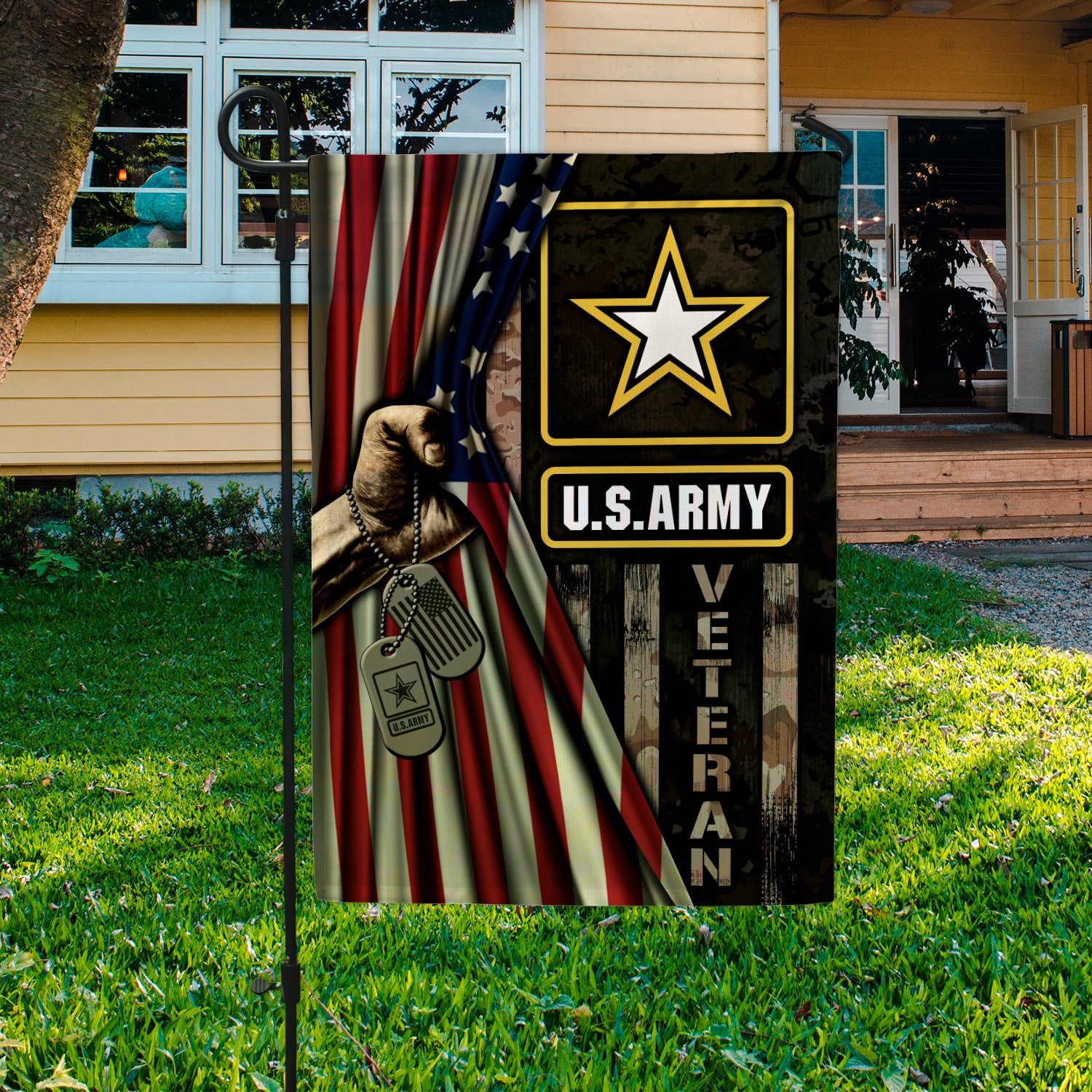 2KNG. US army-Side 1-30x40 Garden Flag Mockup 3