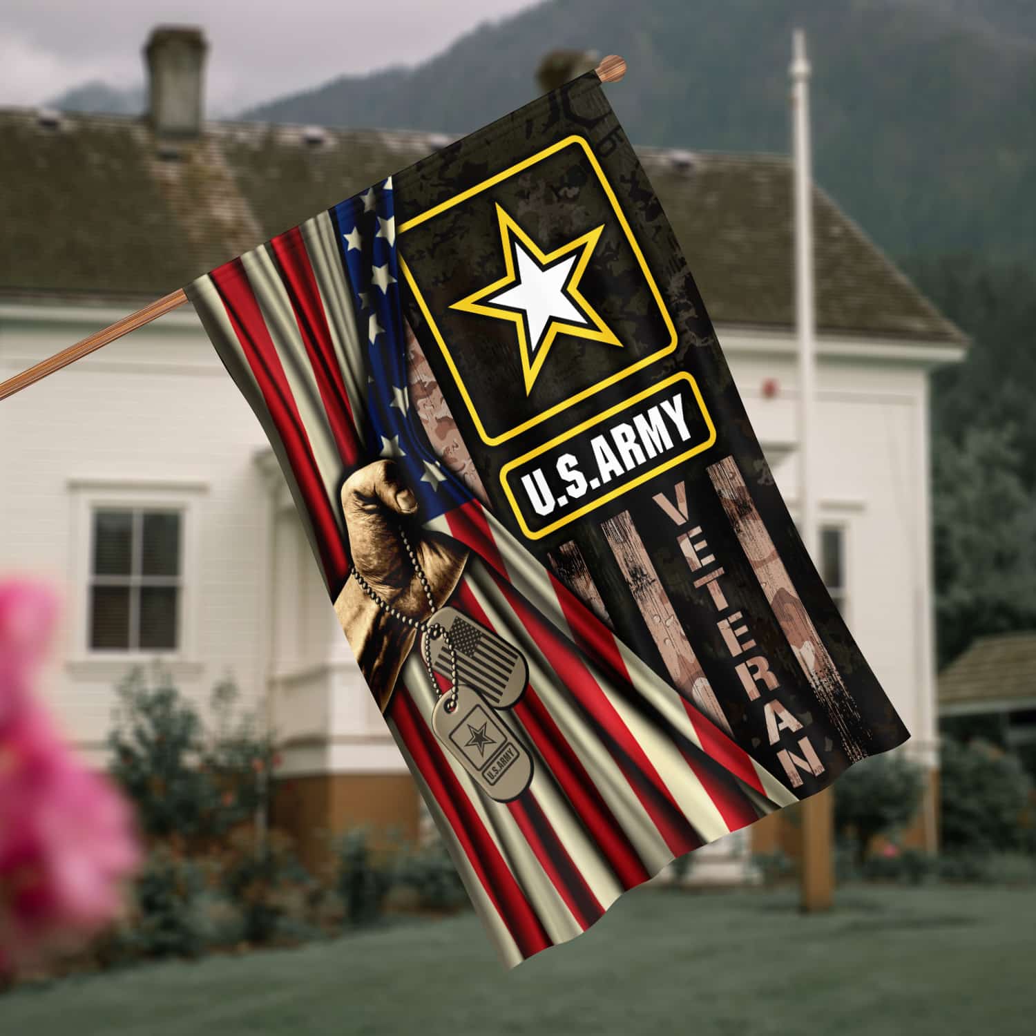 2KNG. US army-Side 1-30x40 House Flag Mockup 4