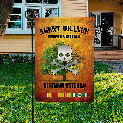 Garden Flag (11.5" x 17.5")