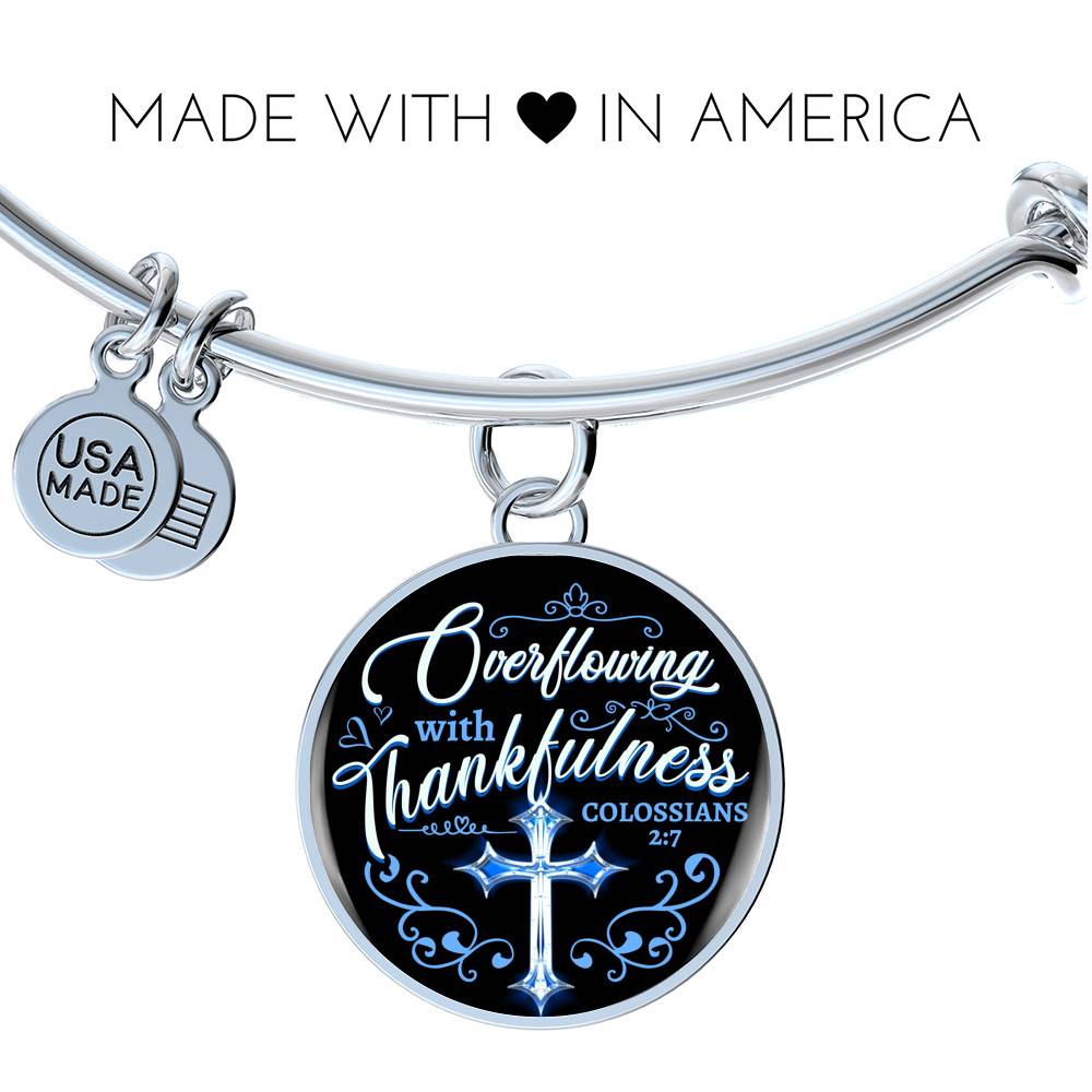 Overflowing With Thankfulness Circle Pendant Necklace