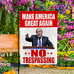 30x40 Garden Flag Mockup 4