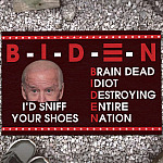6VT. UU TIEN Biden Braindead Sniff Your Shoes Doormat Mockup 13