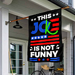 6KNG. Not funny_30x40 House Flag Mockup 1