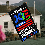 6KNG. Not funny_30x40 House Flag Mockup 4
