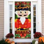 16 HG. Nutcracker Door Cover (4) Mockup 4