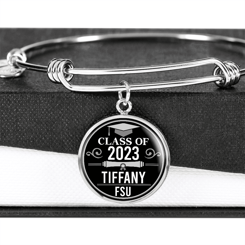 Personalized Year Graduation Class Of Circle Pendant Necklace - Graduation Gifts