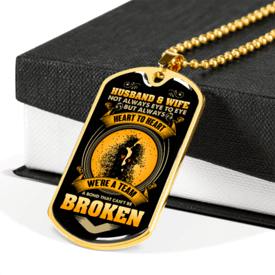 Husband And Wife Not Always Eye To Eye But We're A Team Couple Dog Tag Pendant Necklace